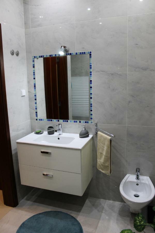 Jardim Das Amoreiras Central Apartment ลิสบอน ภายนอก รูปภาพ